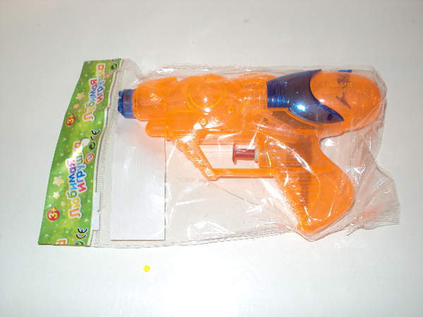 Водяний пістолет M 0869 U/R (192шт) розмір маленький, 15,5 см, 3 кольори, кул, 15-9см (шт.)