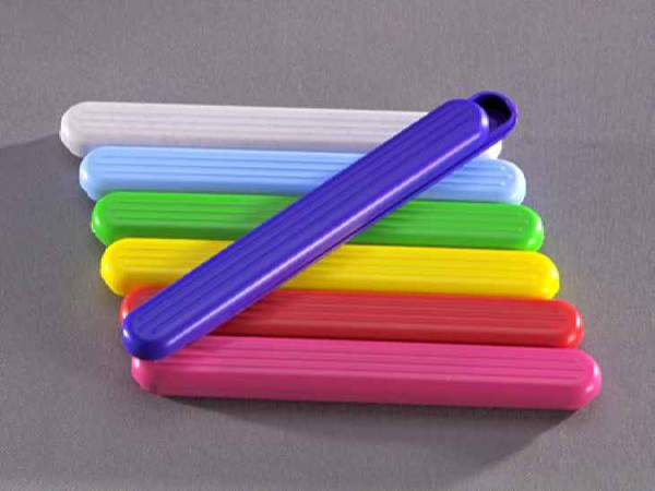 ЗУБНІ ЩІТКИ