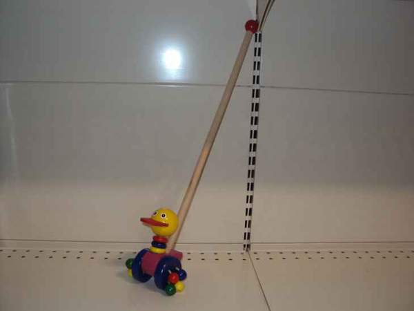 Дерев'яна іграшка Каталка MD 0024 (100шт) на палці48,5см,тварини12см,6видів,в кульку,52-12-11см (шт.)