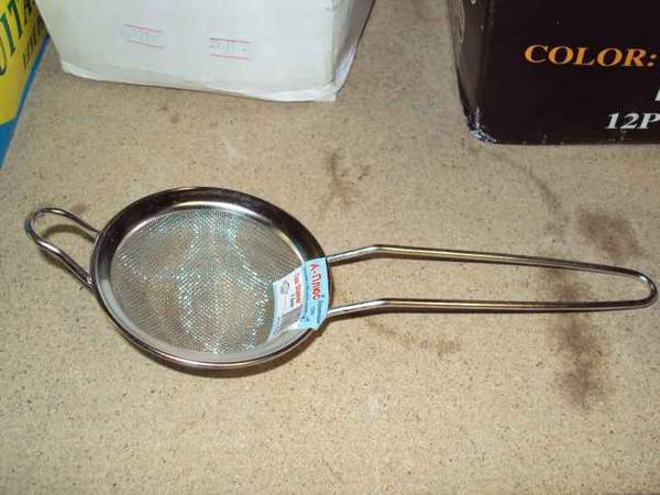 0726 Чайне сито з ручкою 7см (шт.)